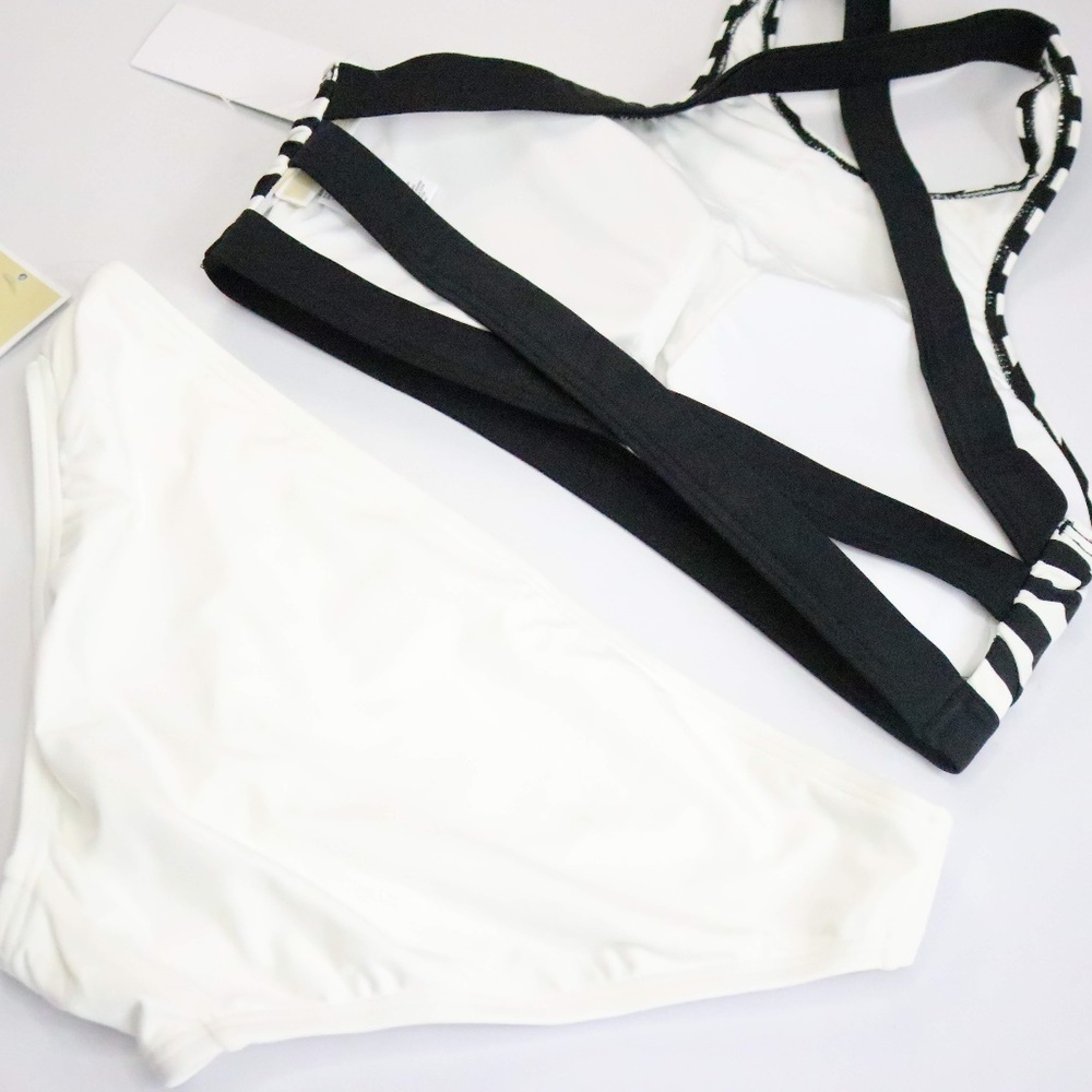 MICHAEL KORS White & Black Stripe 2pc Bikini - Size Medium - Picture 5 of 7